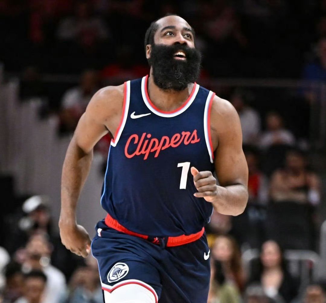 包含德国杯倒计时，洛杉矶快船今晨主帅复盘，细节引发关注，目标明确，年轻球员得到机会的词条-乐竞体育