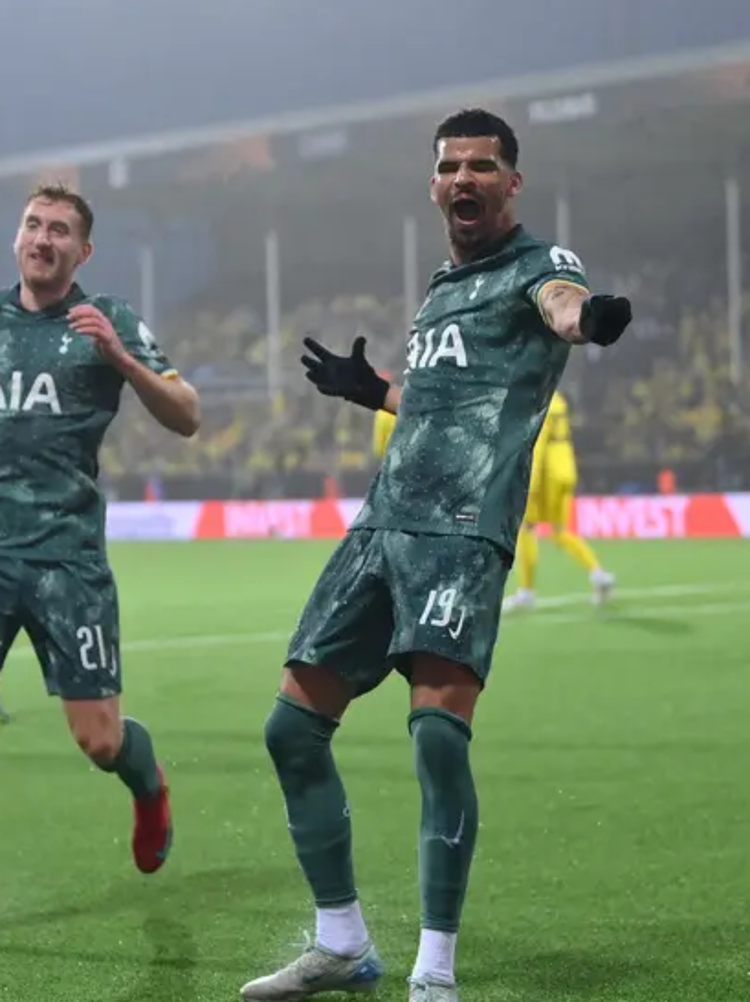 冲刺阶段曼联强势反弹：欧冠节点到来，悬念犹存，细节决定成败的简单介绍-百家乐